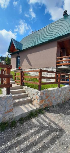 LUX VILLA MAXiM